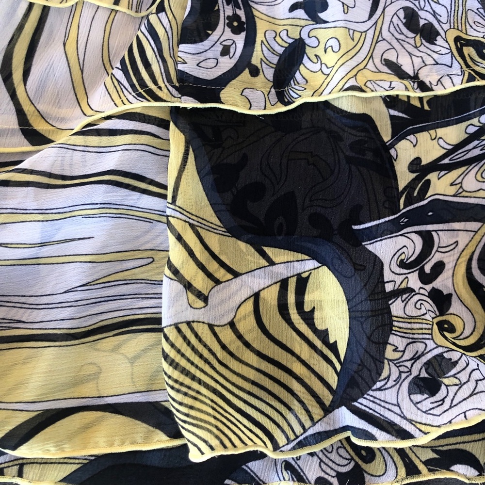 RUSSELL KENGO yellow and blue lined skirt. Fun and flowey Minimal - Picture 6 of 7